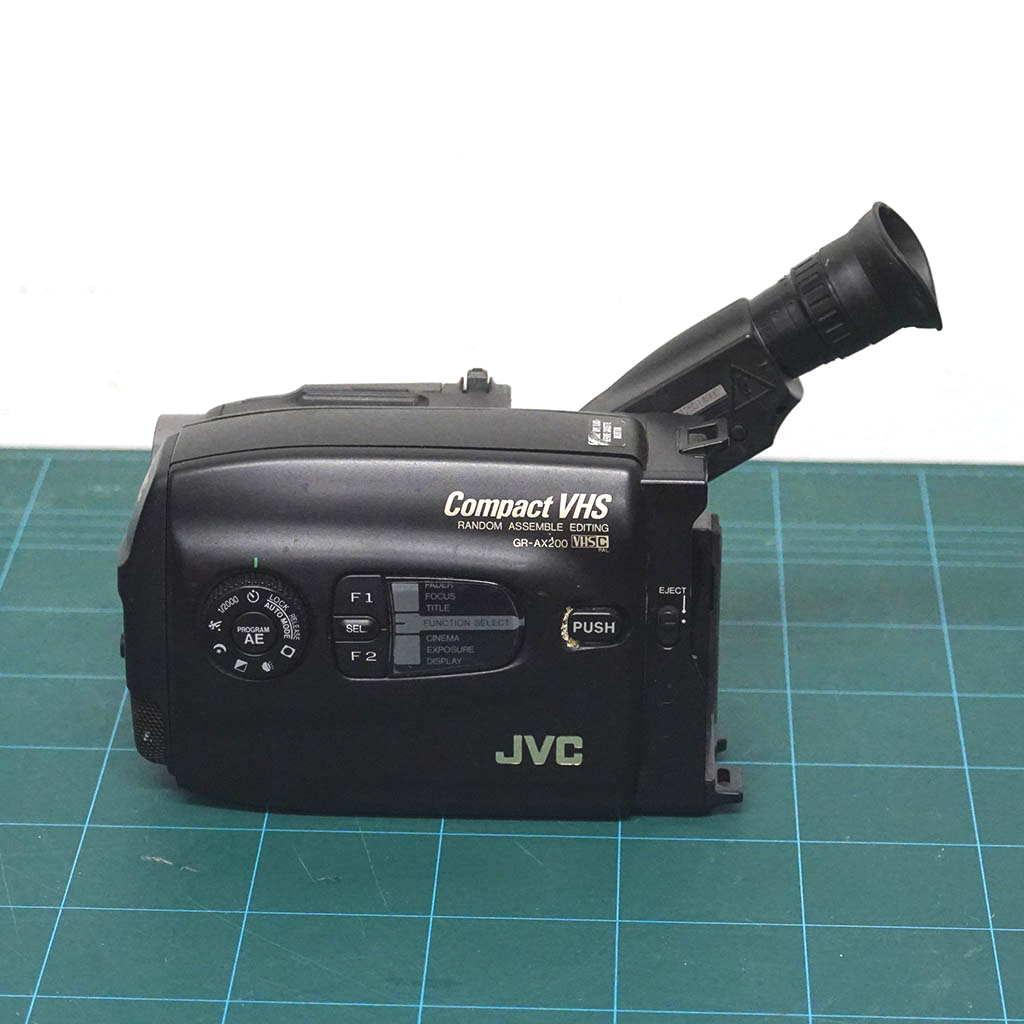 JVC GR-AX200 - Image 2