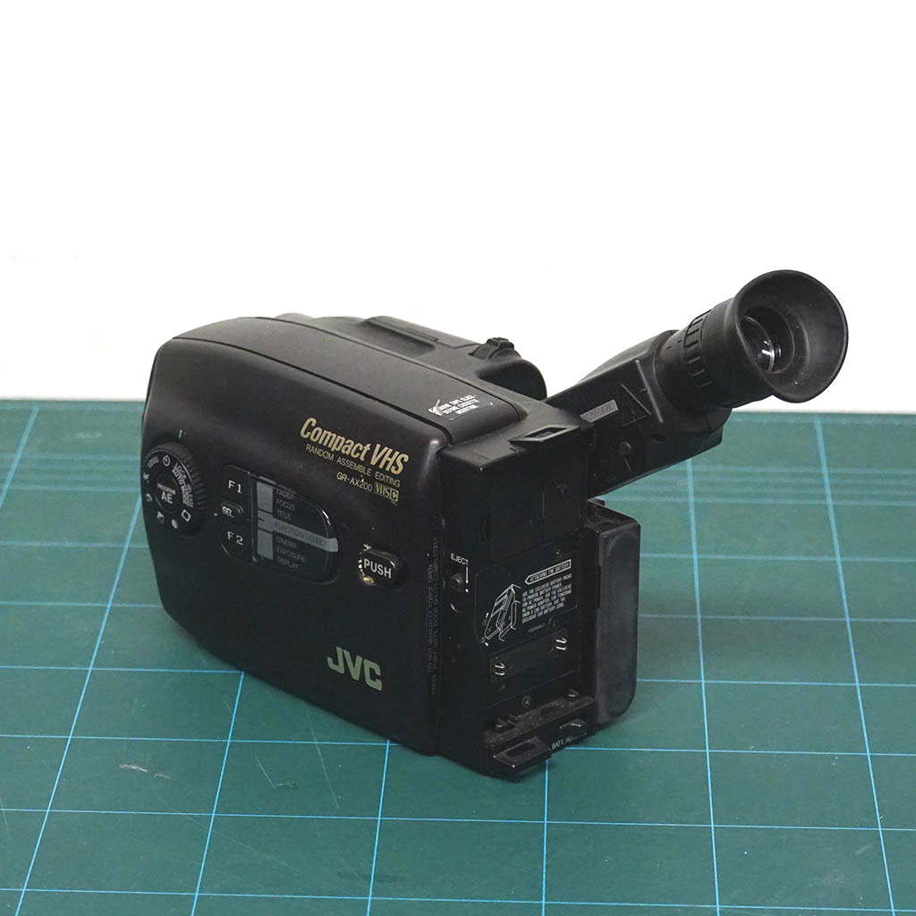 JVC GR-AX200 - Image 3