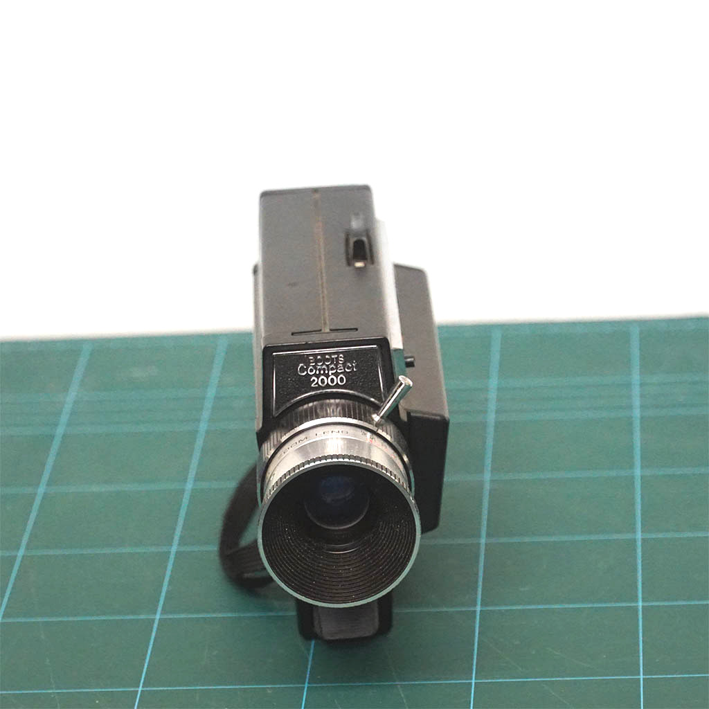 Bell Howell Compact 2000 - Image 1