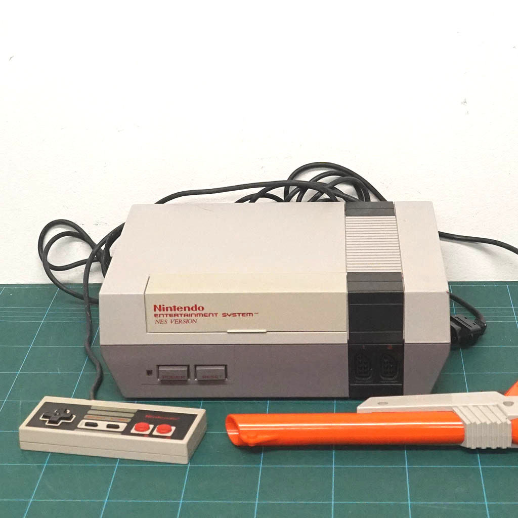Nintendo NES - Image 1